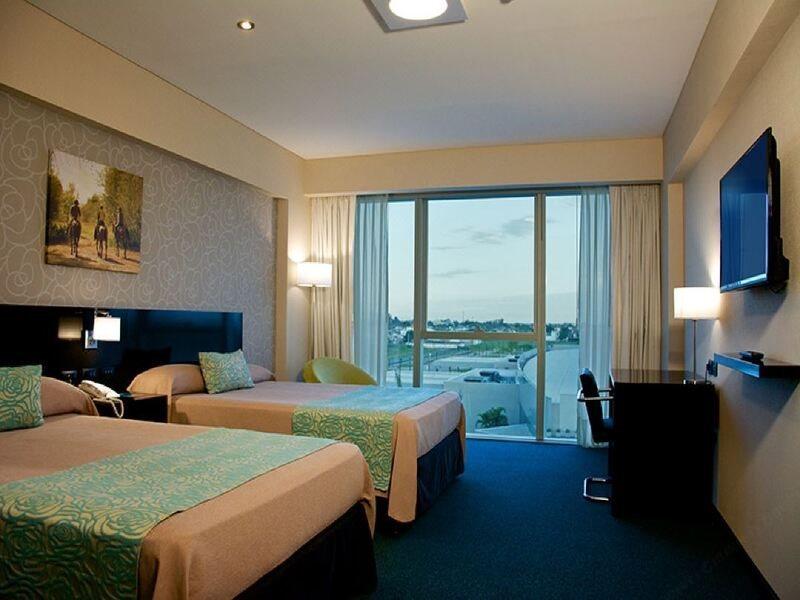 Gala Hotel Y Convenciones レシステンシア エクステリア 写真