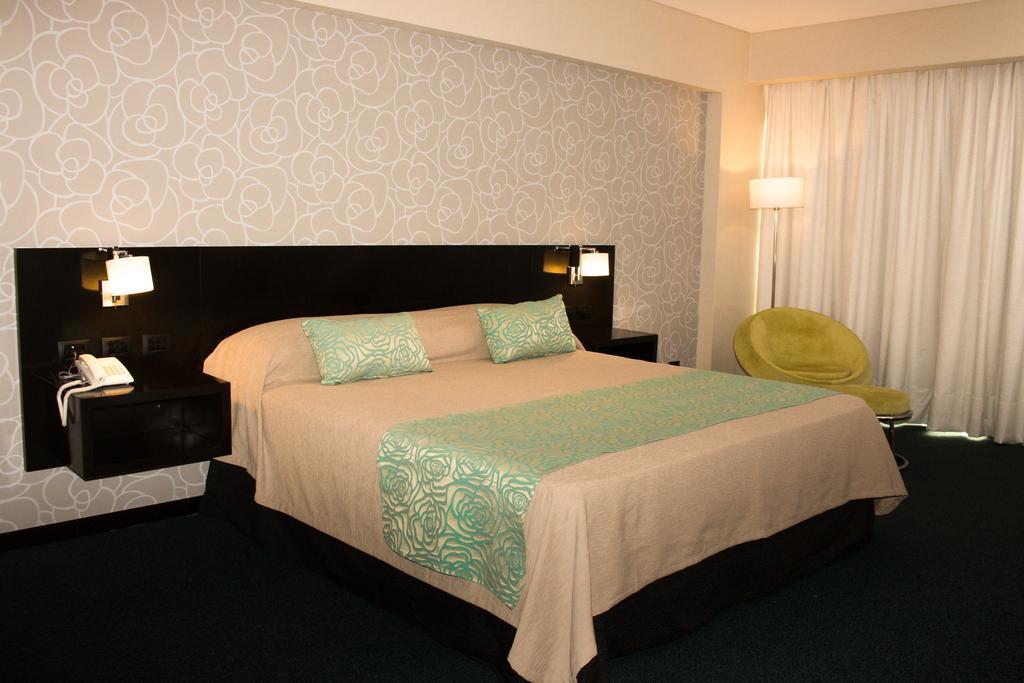 Gala Hotel Y Convenciones レシステンシア エクステリア 写真