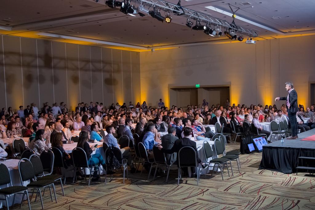 Gala Hotel Y Convenciones レシステンシア エクステリア 写真