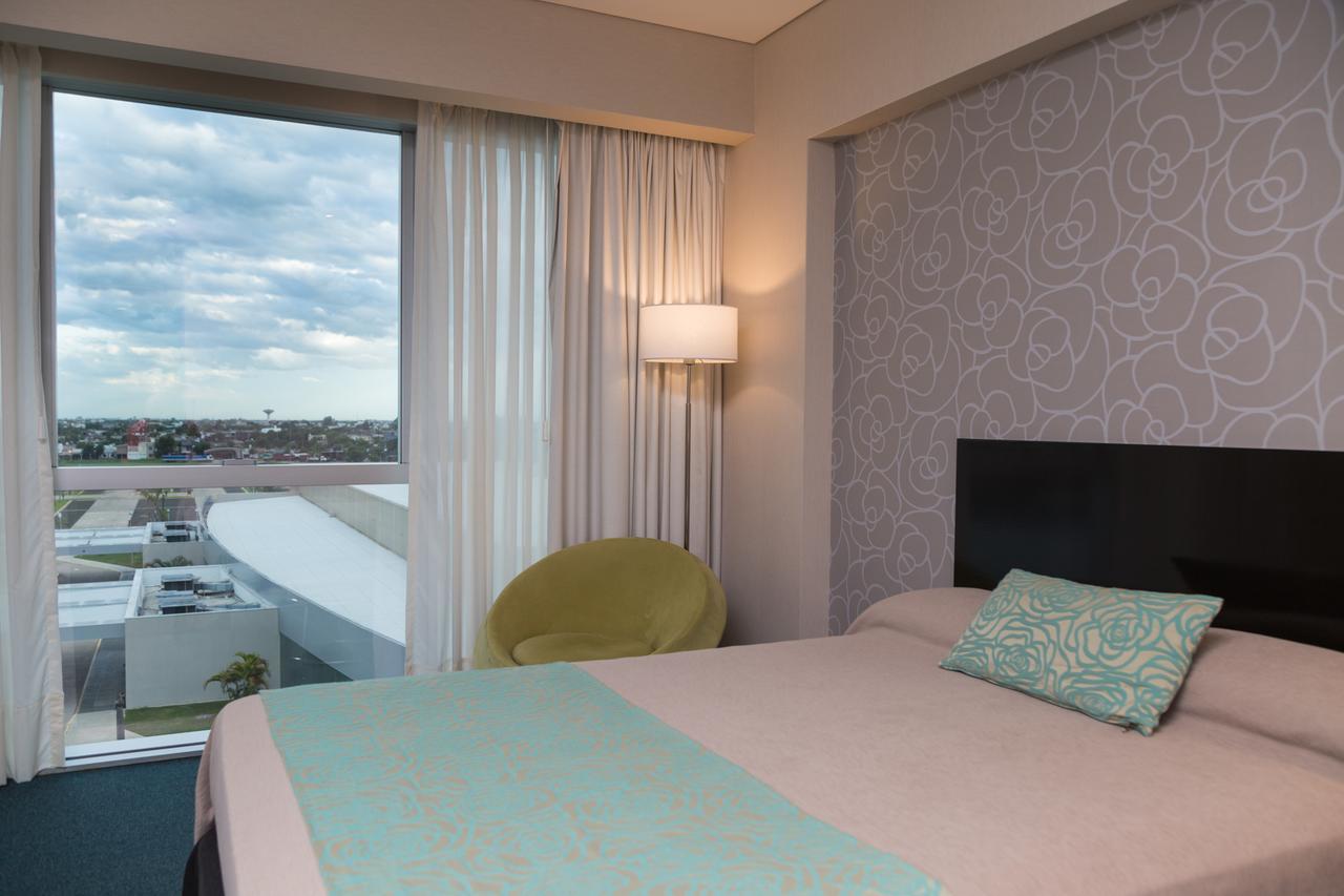 Gala Hotel Y Convenciones レシステンシア エクステリア 写真